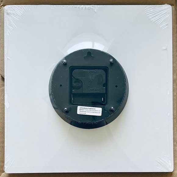 🆕 Quartz Wall Clock ~ “HOME IS WHERE THE WIFI CONNECTS AUTOMATICALLY” - Picture 2 of 8